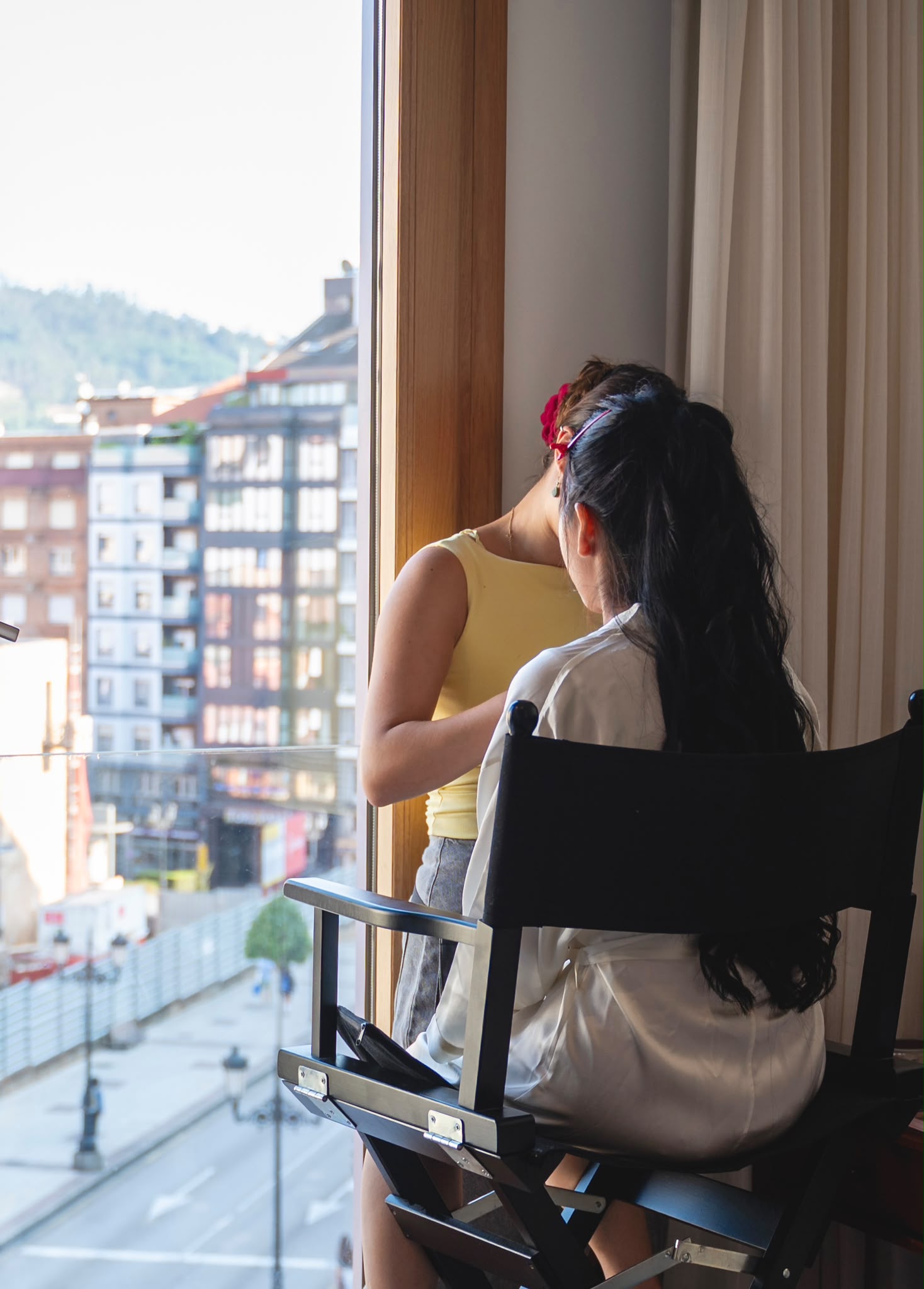 Novia con maquillaje nupcial elegante — Aroa Ania, Oviedo